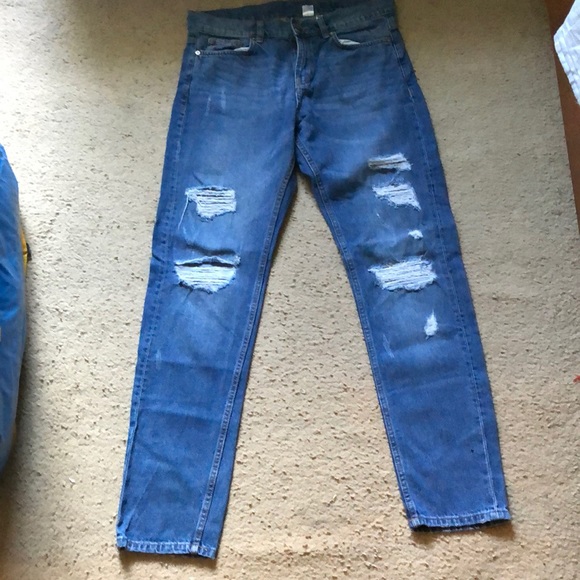 h&m blue ripped jeans